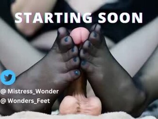 Wonders_feet