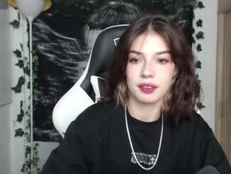Lovely_cass