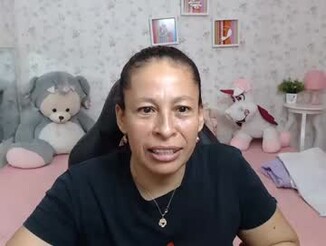 Mature_martina_