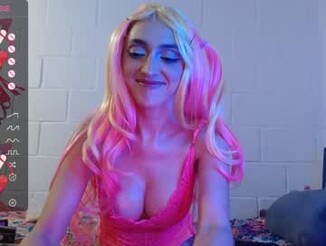 Sharlotte__boobs