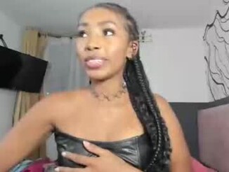 Naomii1020