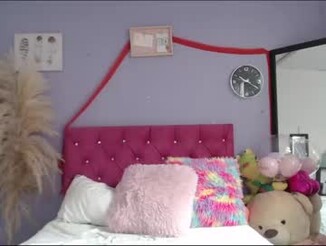 Alinakiss_