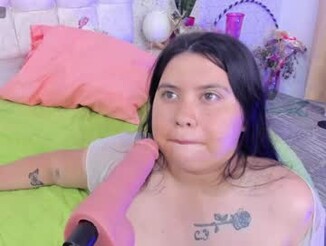 Dakkotta_curvy