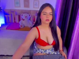 Mia_j51