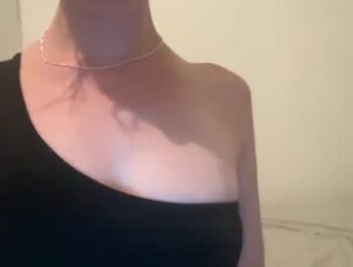 Yourlittleslut243908