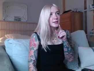 Tattoobbgirl