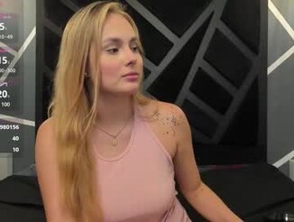 Emmaa_white_