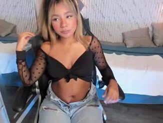 Emilly_mell