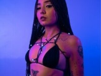Emma_Torres__
