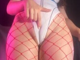 Cameltoe_squirt_inPants