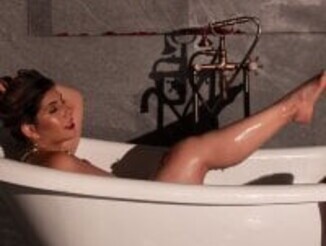 Scarlett_moore