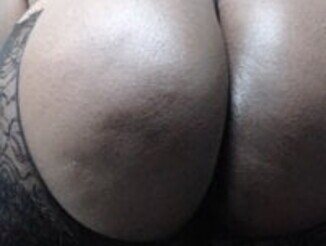 Curvydarckcohocolate