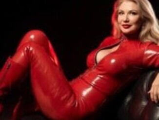 Hornystepmom29