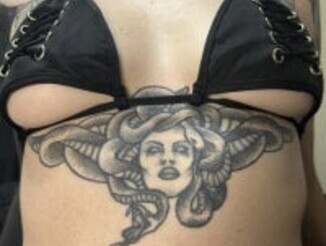 Mistress_larentiah