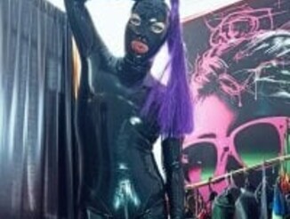 LatexDevil_Blondie