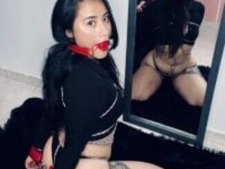 Emily_Slave28