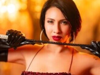 Anxelica_Macondo_