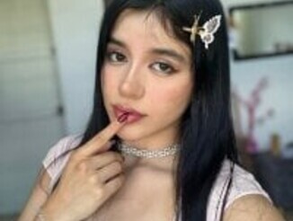 Naughtylittlegirl_