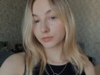 Shy_Polly
