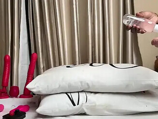 AudreySpanksFuck-