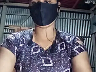 Sexy-Binita