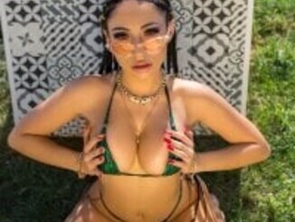 Anais_Bloom