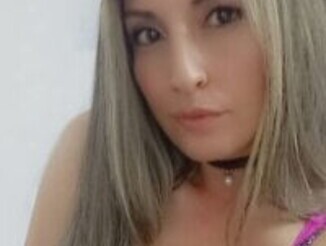 Vivi_tits