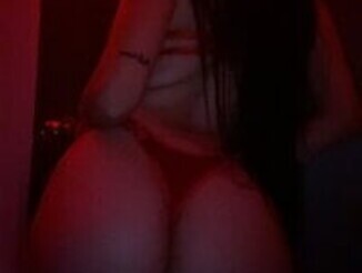 EvelynLuxx
