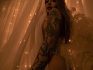 Abbie_Jones_1