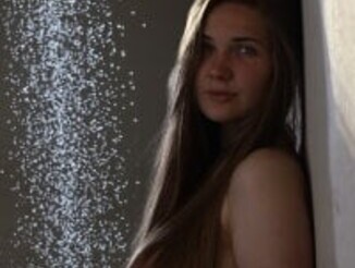 Olivia_shine