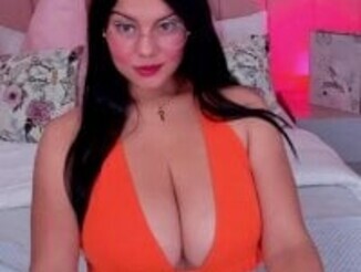 Cami_hotboobs