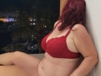 NikkiHolland