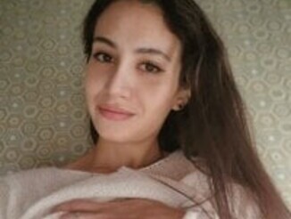 Playful_Lia