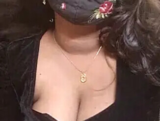 Tanuja-Sexy