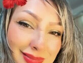 Lady__Pink
