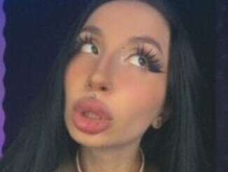 Molly__Moon