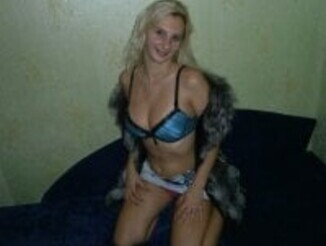 BustyBlond