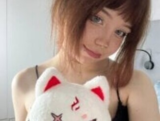 Yumi_charm