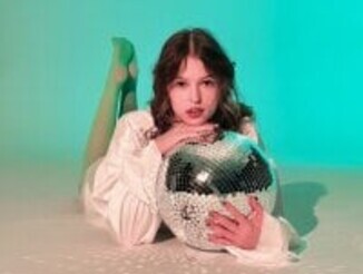 Lisa_Blossom