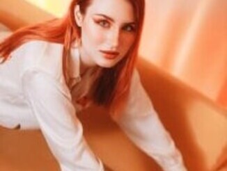 Girl_from_hardfuckland