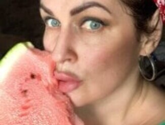 AdeleCarlton88