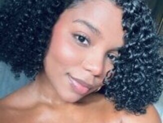 Chanell_mina