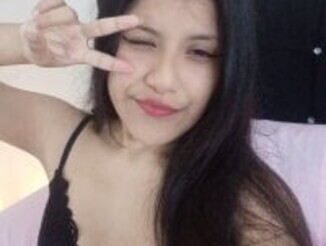 Petite_paola