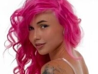 Sarah_Pink