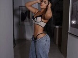 Emily_huddson_