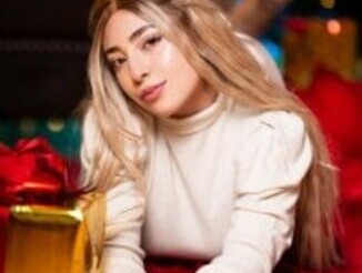 Channel_blondee