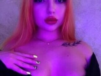 Stella__Cox