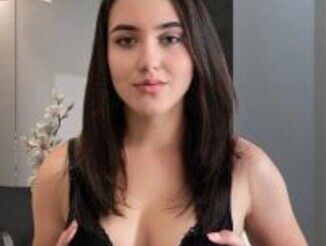 Roxie_Bradley