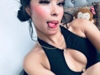 Valeria_dark_