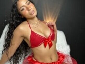 Amber_curly